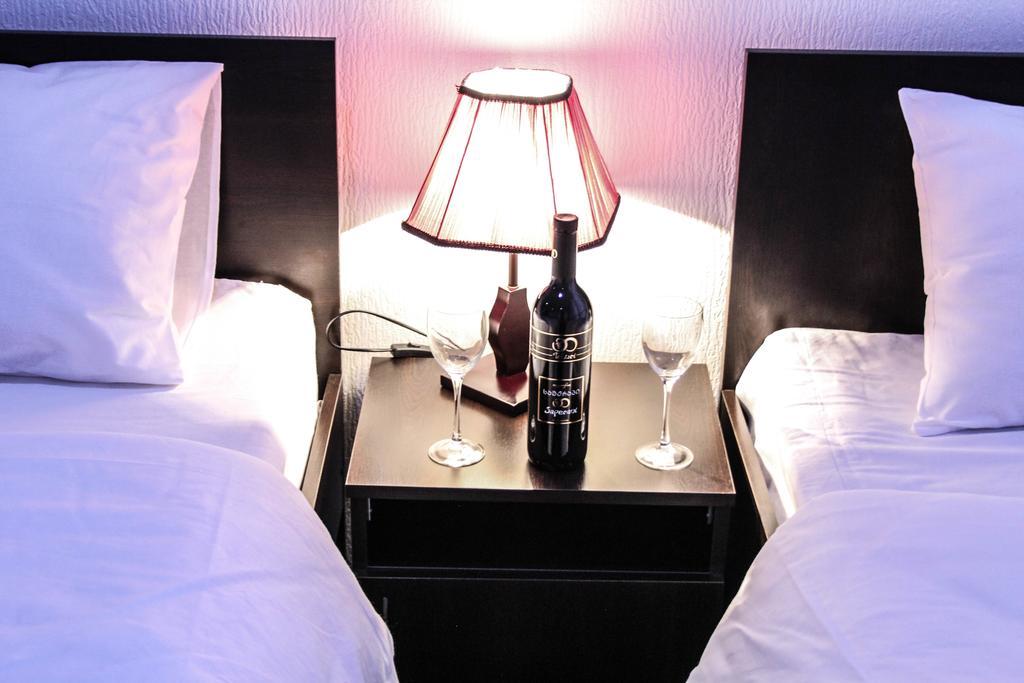 Hotel Royal Georgia Tbilisi Zimmer foto