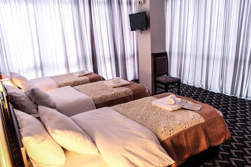 Hotel Royal Georgia Tbilisi Zimmer foto