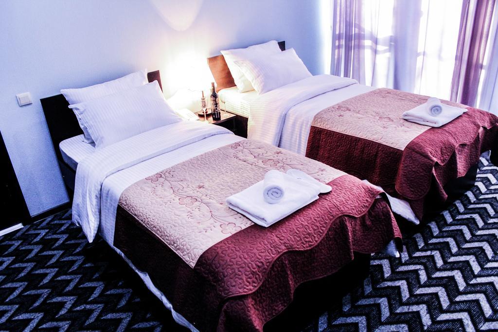 Hotel Royal Georgia Tbilisi Zimmer foto