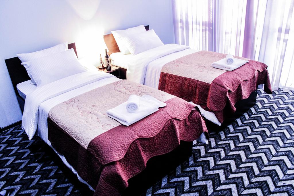 Hotel Royal Georgia Tbilisi Zimmer foto